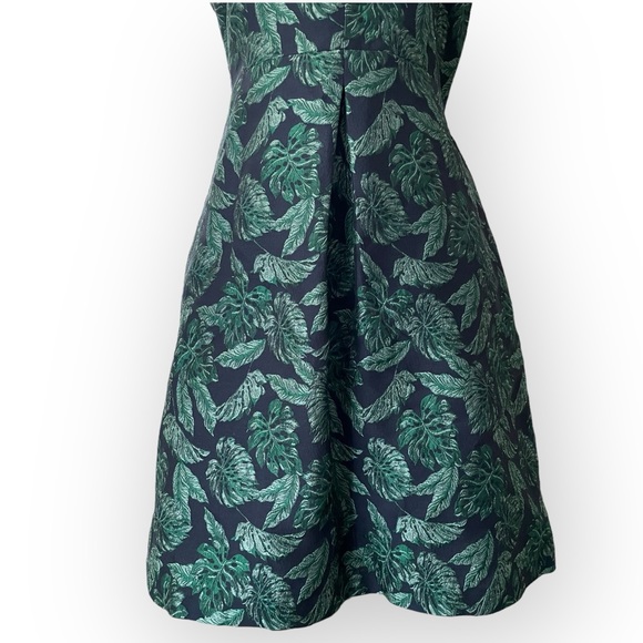 Sam Edelman leaf print v-neck fit and flare sleeveless cocktail dress size 8 new - Picture 3 of 9